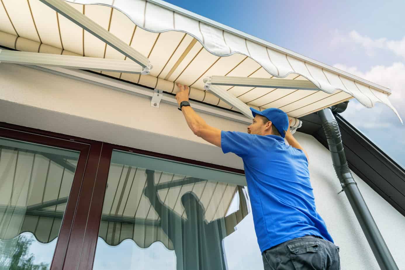 What is an Awning. How to Install them